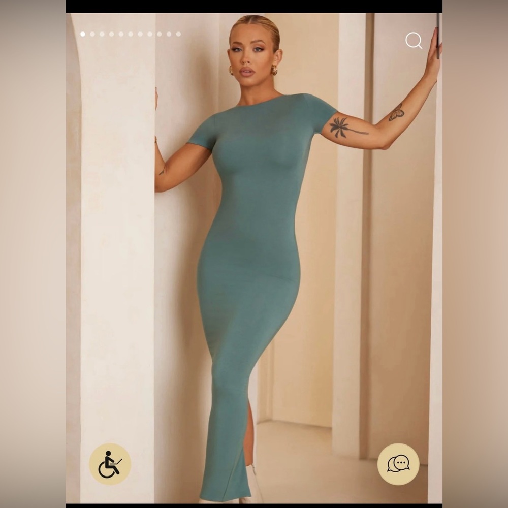 NWT Oh Polly Alira Cap Sleeve Open Back Maxi Dress in Teal 💙